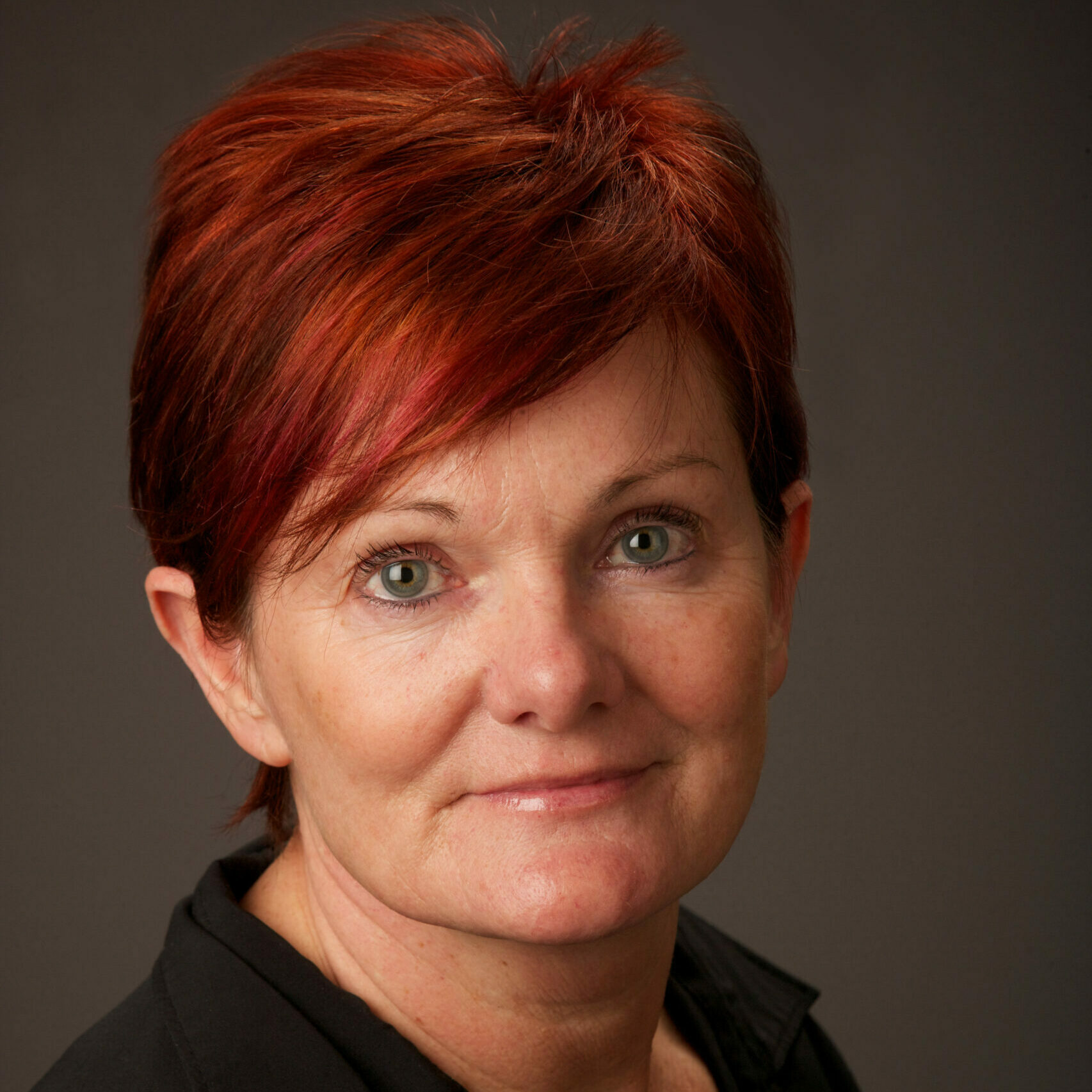 Karen Headshot